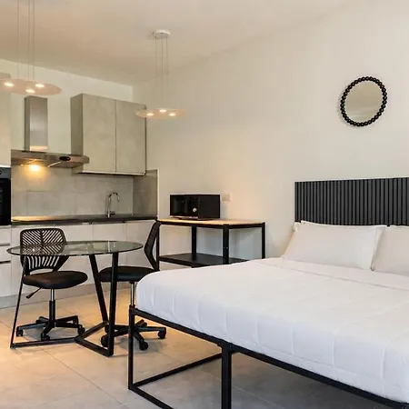 Monolocale Moderno Con Balcone - Parcheggio - Ac Lejlighed Siena