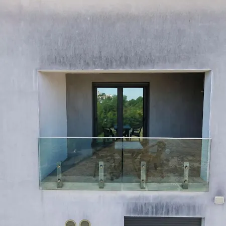 Lejlighed Monolocale Moderno Con Balcone - Parcheggio - Ac *